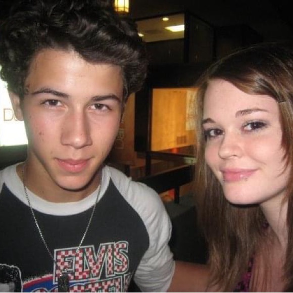 Signed Jonas Brothers memorabilia - Picture 13 of 13